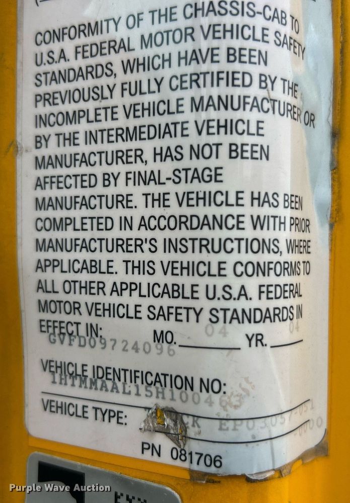 image for item EK8352 2005 International 4300 spreader truck