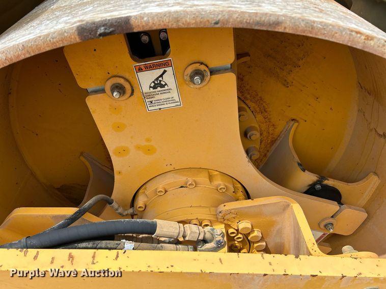 image for item EK8353 Volvo DD140 HF 8 Amplitude double drum roller