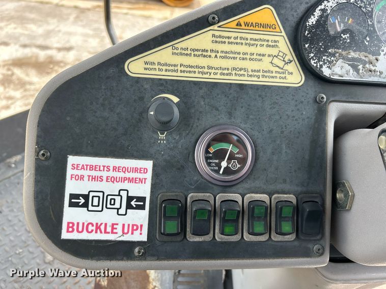 image for item EK8353 Volvo DD140 HF 8 Amplitude double drum roller