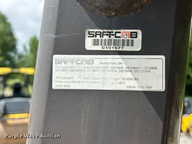 image for item EK8353 Volvo DD140 HF 8 Amplitude double drum roller