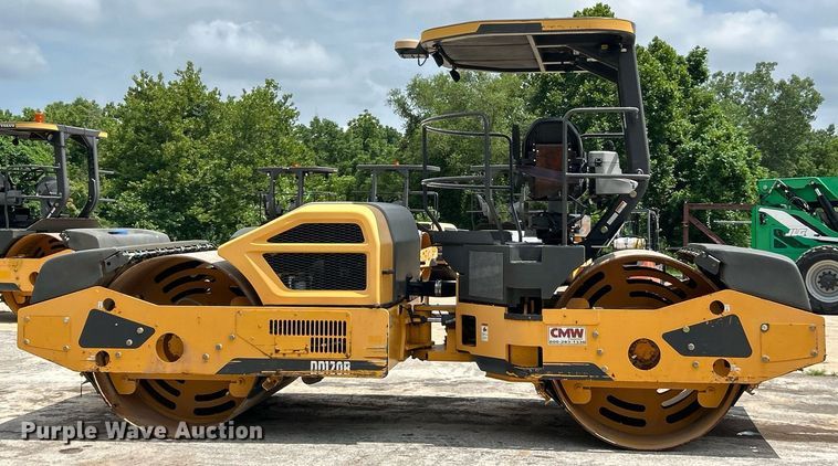 image for item EK8354 2016 Volvo DD120B double drum roller