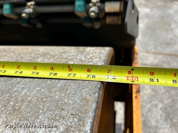 image for item EK8354 2016 Volvo DD120B double drum roller