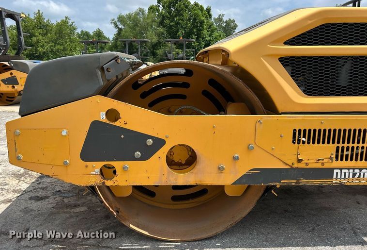 image for item EK8354 2016 Volvo DD120B double drum roller