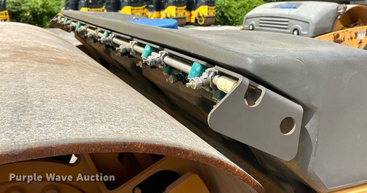 image for item EK8354 2016 Volvo DD120B double drum roller