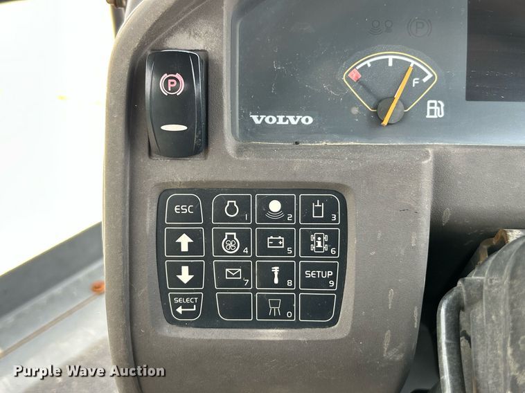 image for item EK8354 2016 Volvo DD120B double drum roller