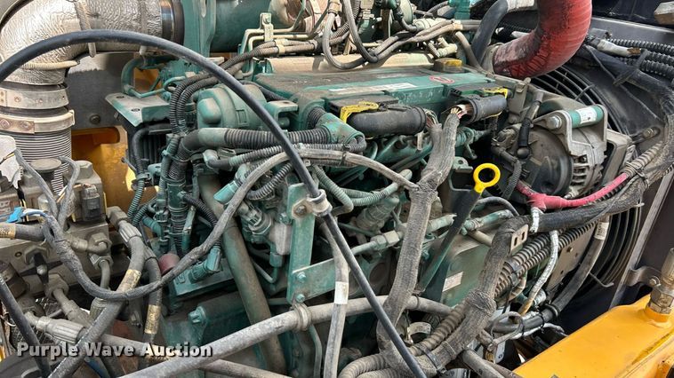 image for item EK8354 2016 Volvo DD120B double drum roller