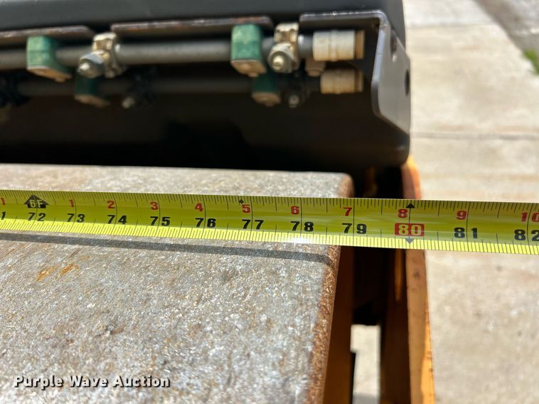 image for item EK8355 2016 Volvo DD120B double drum roller