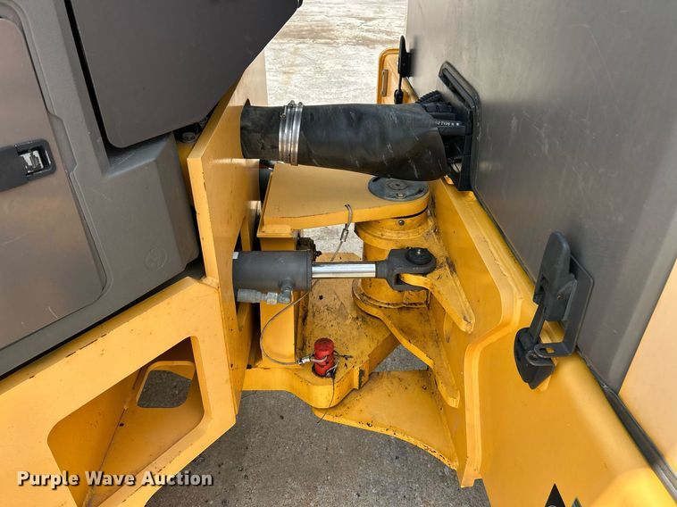 image for item EK8355 2016 Volvo DD120B double drum roller