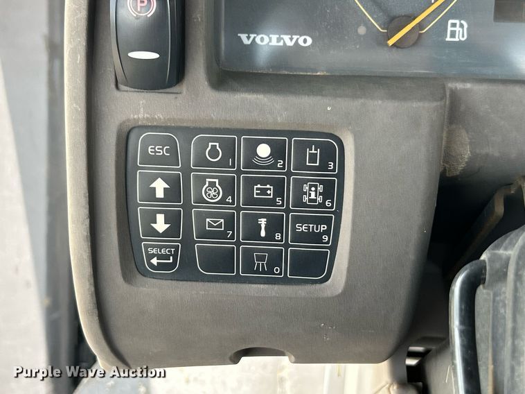 image for item EK8355 2016 Volvo DD120B double drum roller