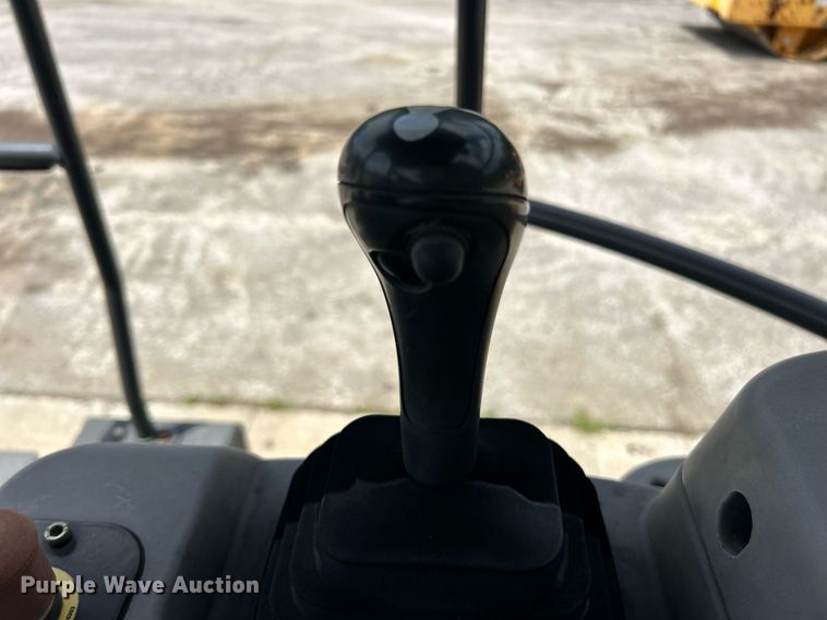 image for item EK8355 2016 Volvo DD120B double drum roller