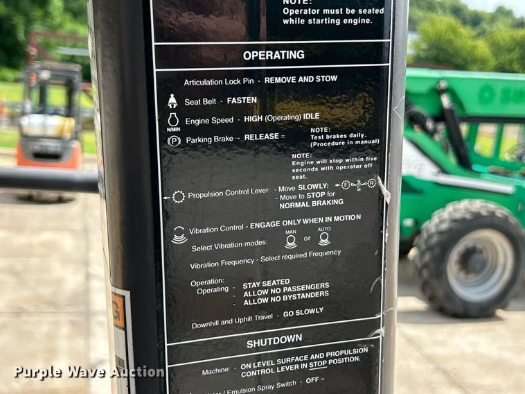 image for item EK8355 2016 Volvo DD120B double drum roller