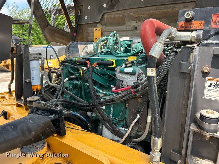 image for item EK8355 2016 Volvo DD120B double drum roller