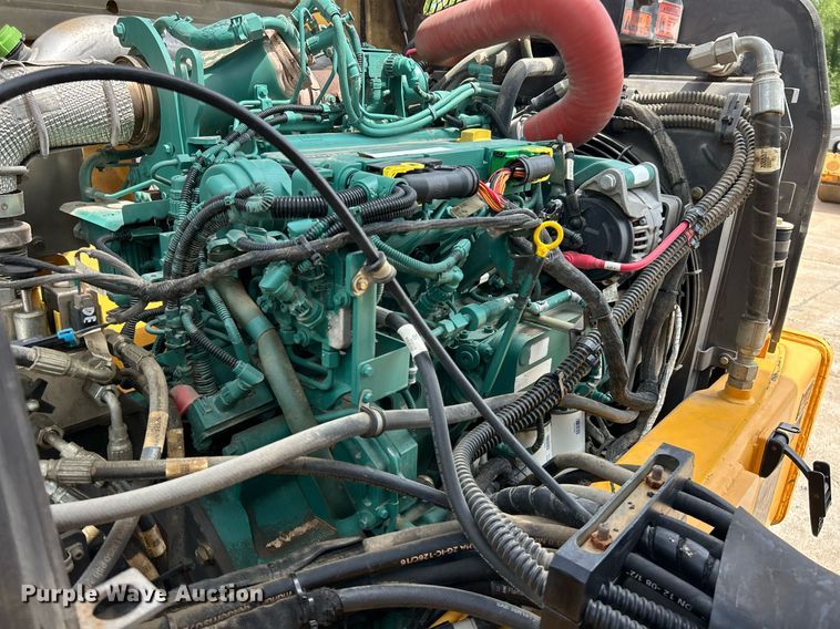 image for item EK8355 2016 Volvo DD120B double drum roller