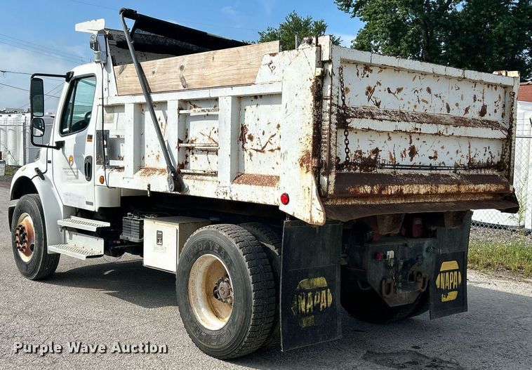 image for item EK8358 2003 Freightliner Business Class M2 dump truck