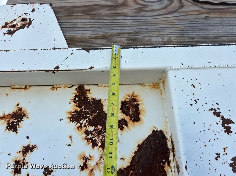 image for item EK8358 2003 Freightliner Business Class M2 dump truck