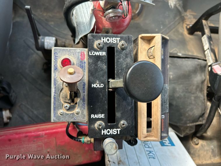 image for item EK8358 2003 Freightliner Business Class M2 dump truck