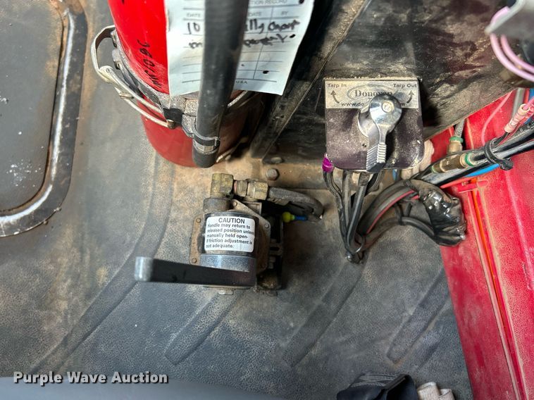 image for item EK8358 2003 Freightliner Business Class M2 dump truck