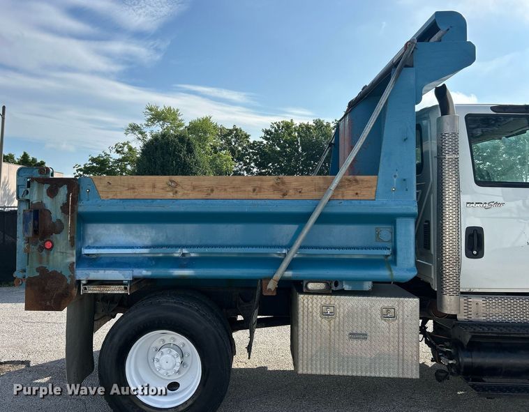 image for item EK8359 2012 International MA035 dump truck