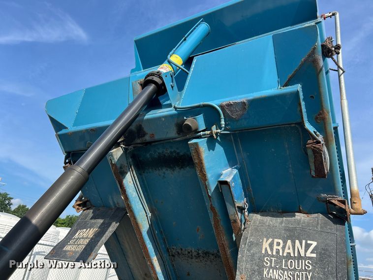 image for item EK8359 2012 International MA035 dump truck