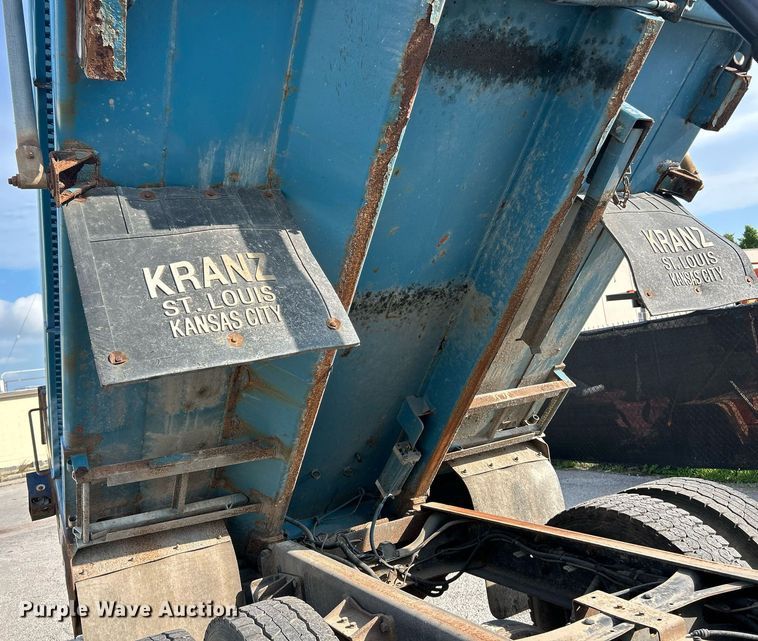 image for item EK8359 2012 International MA035 dump truck