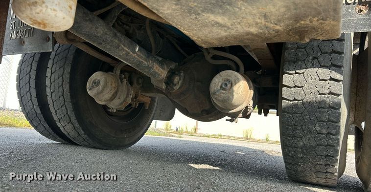 image for item EK8359 2012 International MA035 dump truck