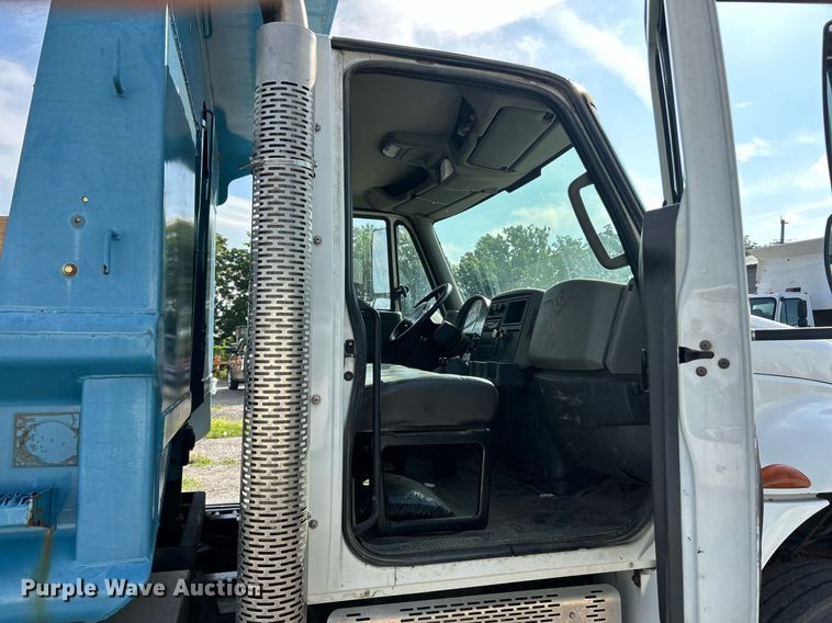 image for item EK8359 2012 International MA035 dump truck