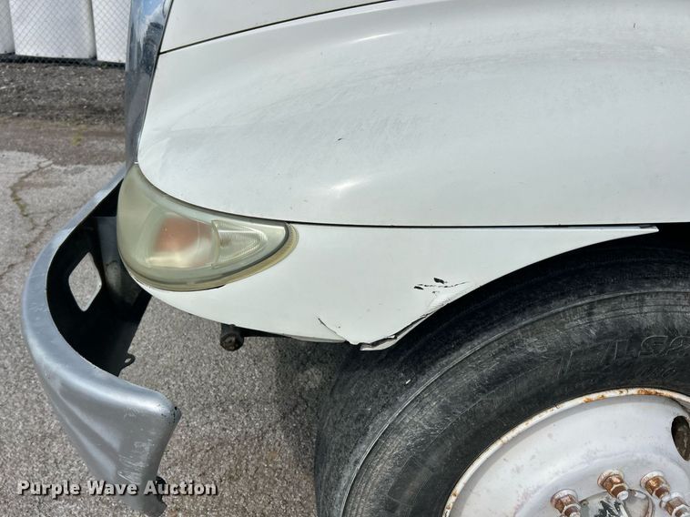 image for item EK8360 2004 International MA025 dump truck