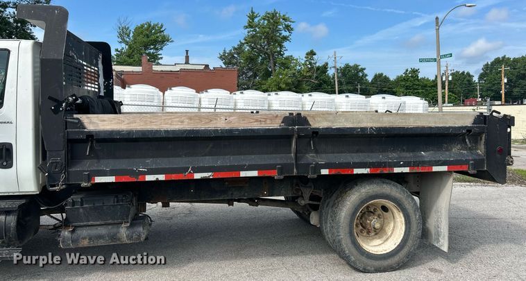 image for item EK8360 2004 International MA025 dump truck