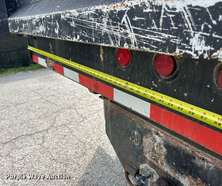 image for item EK8360 2004 International MA025 dump truck