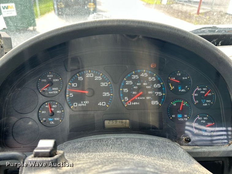 image for item EK8360 2004 International MA025 dump truck