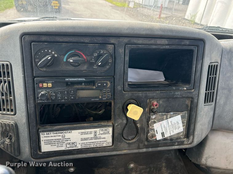 image for item EK8360 2004 International MA025 dump truck