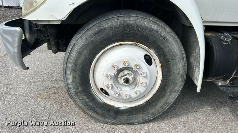 image for item EK8360 2004 International MA025 dump truck