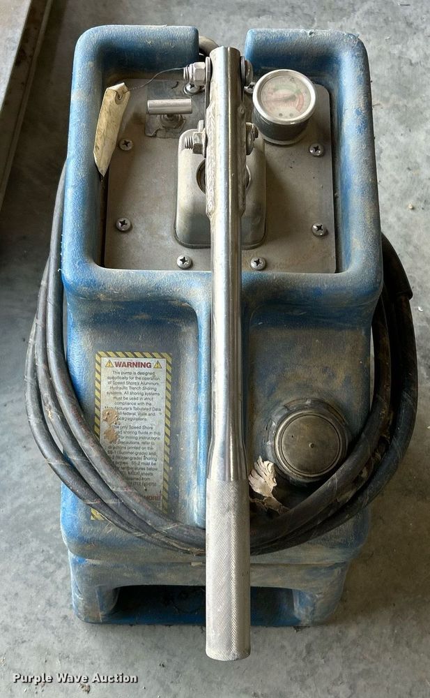 image for item EK8362 Shoring jacks 