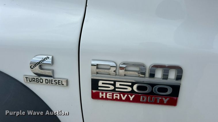 image for item EK8372 2009 Dodge Ram 5500  bucket truck