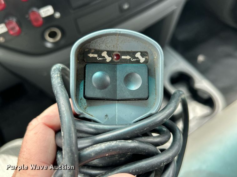 image for item EK8372 2009 Dodge Ram 5500  bucket truck