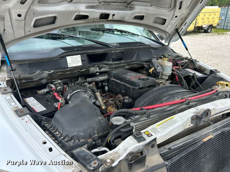 image for item EK8372 2009 Dodge Ram 5500  bucket truck