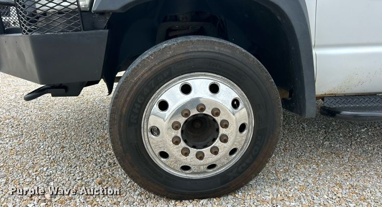 image for item EK8372 2009 Dodge Ram 5500  bucket truck