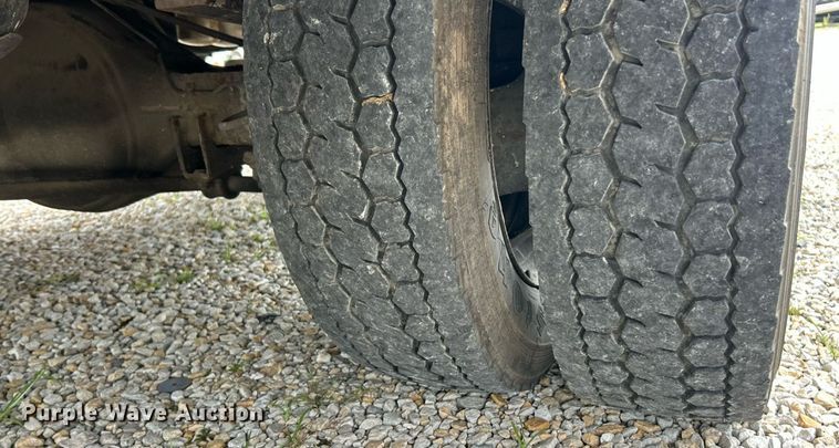 image for item EK8372 2009 Dodge Ram 5500  bucket truck