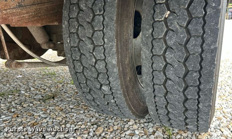 image for item EK8372 2009 Dodge Ram 5500  bucket truck