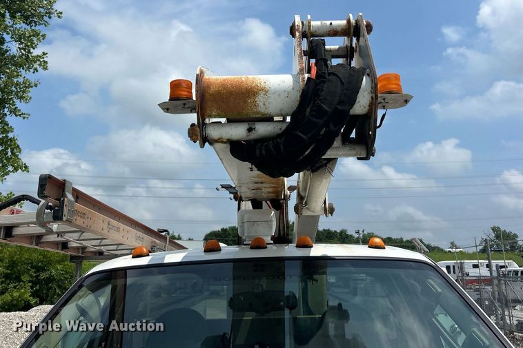 image for item EK8374 2008 Ford F450 Super Duty bucket truck