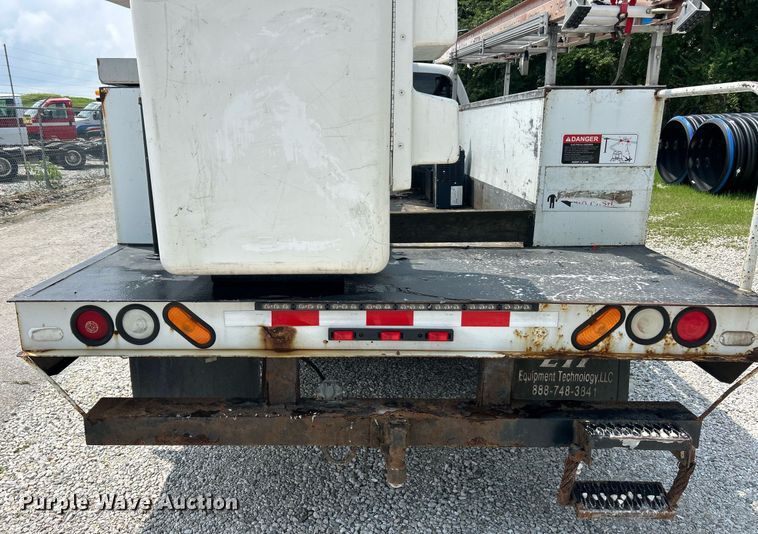 image for item EK8374 2008 Ford F450 Super Duty bucket truck