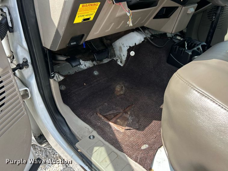 image for item EK8374 2008 Ford F450 Super Duty bucket truck