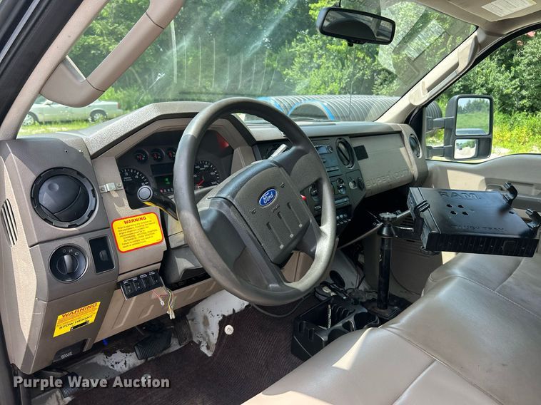 image for item EK8374 2008 Ford F450 Super Duty bucket truck