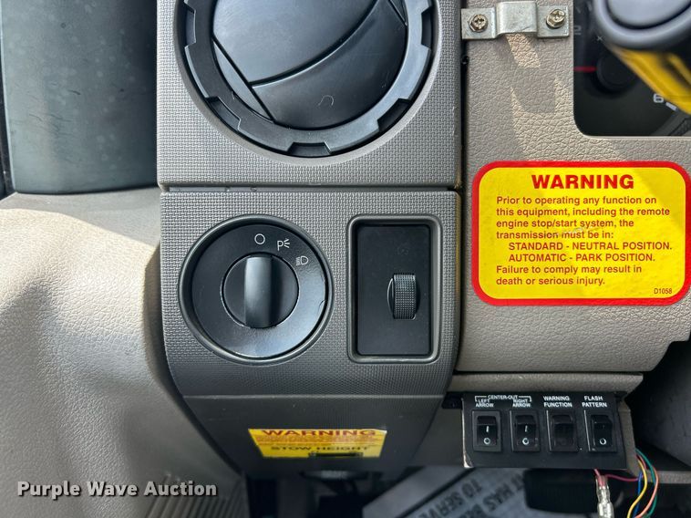 image for item EK8374 2008 Ford F450 Super Duty bucket truck