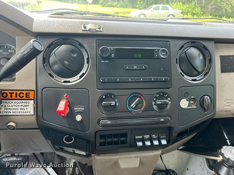 image for item EK8374 2008 Ford F450 Super Duty bucket truck