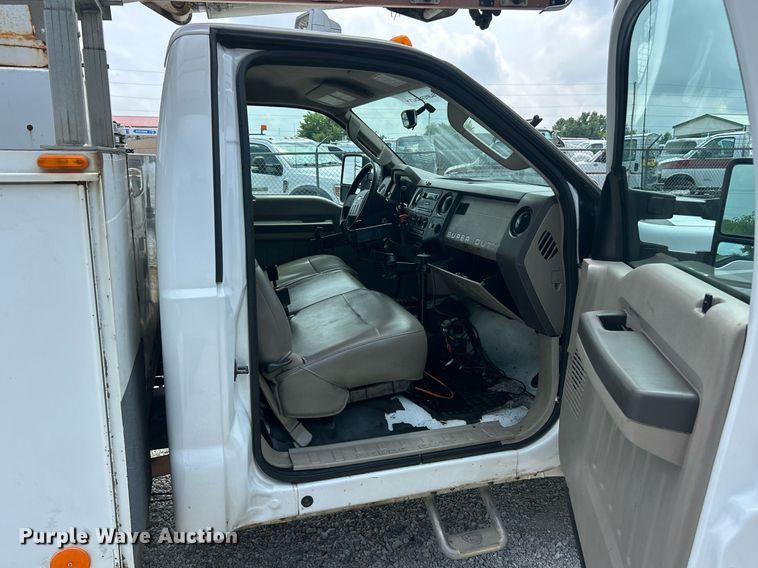 image for item EK8374 2008 Ford F450 Super Duty bucket truck