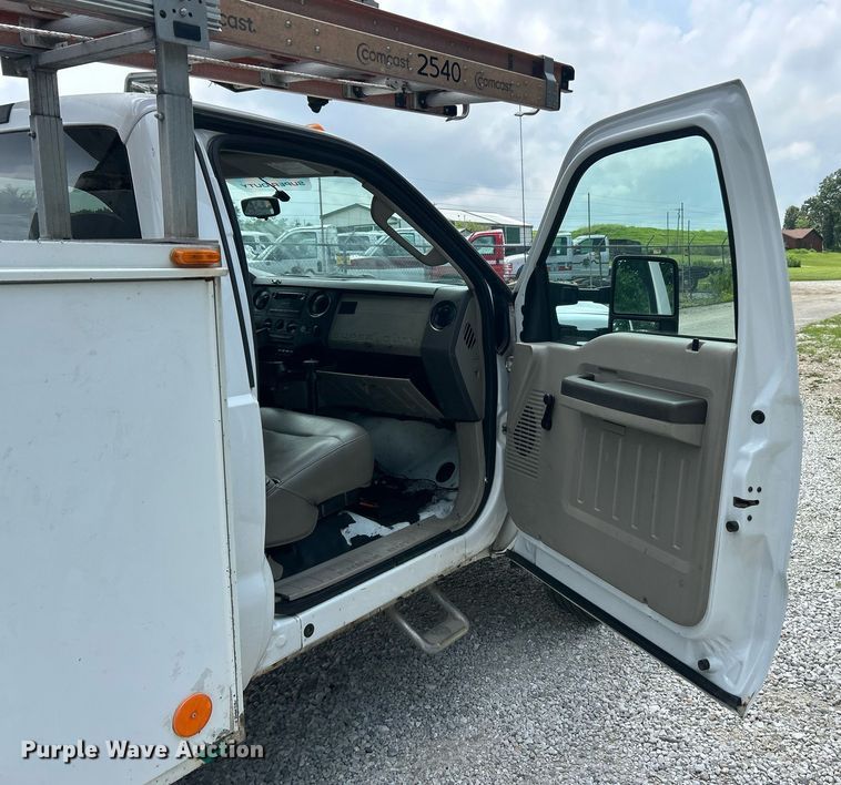 image for item EK8374 2008 Ford F450 Super Duty bucket truck