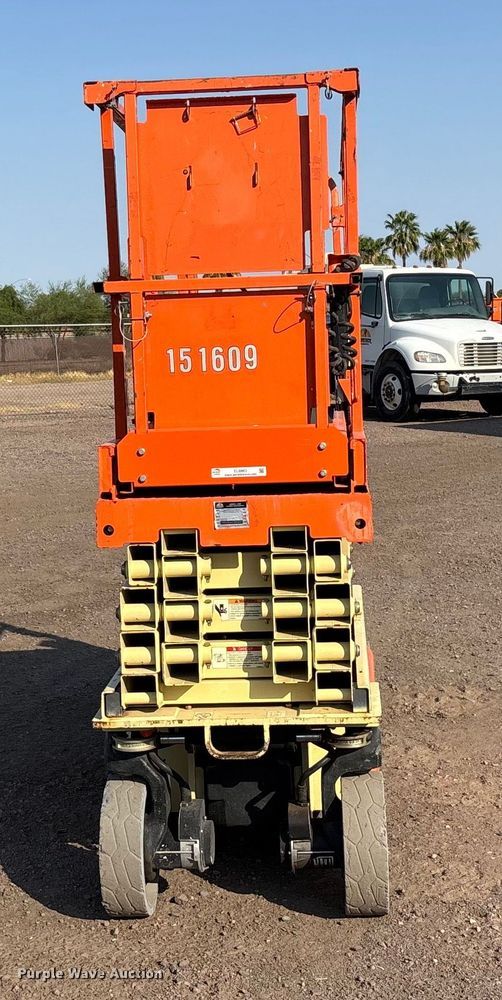 image for item EL6063 2016 JLG 2632 ES scissor lift