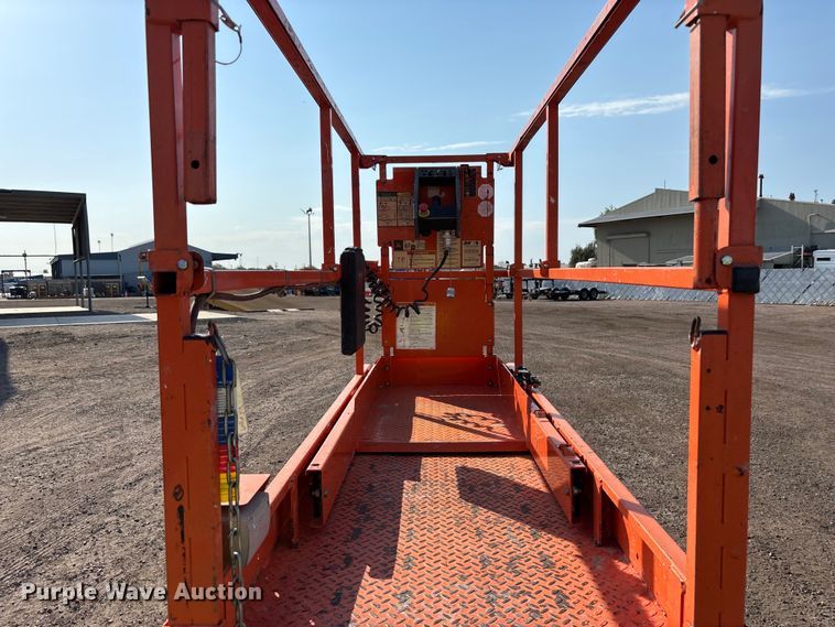 image for item EL6063 2016 JLG 2632 ES scissor lift