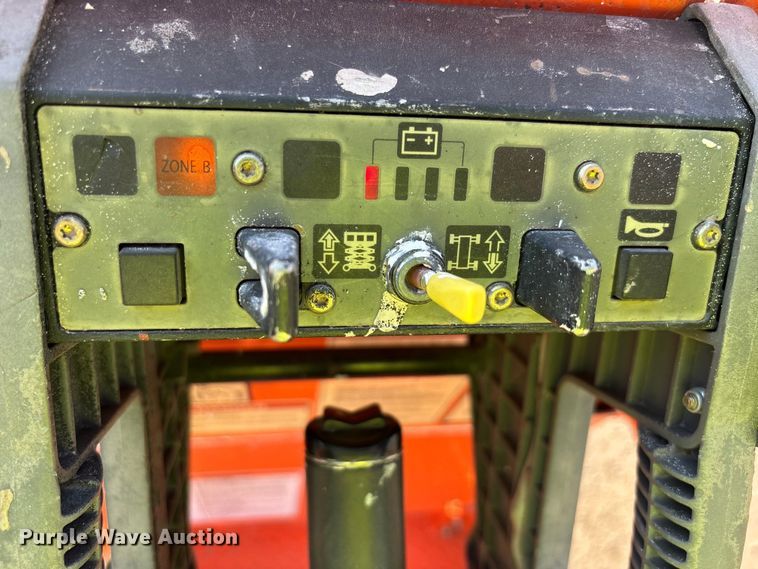 image for item EL6063 2016 JLG 2632 ES scissor lift